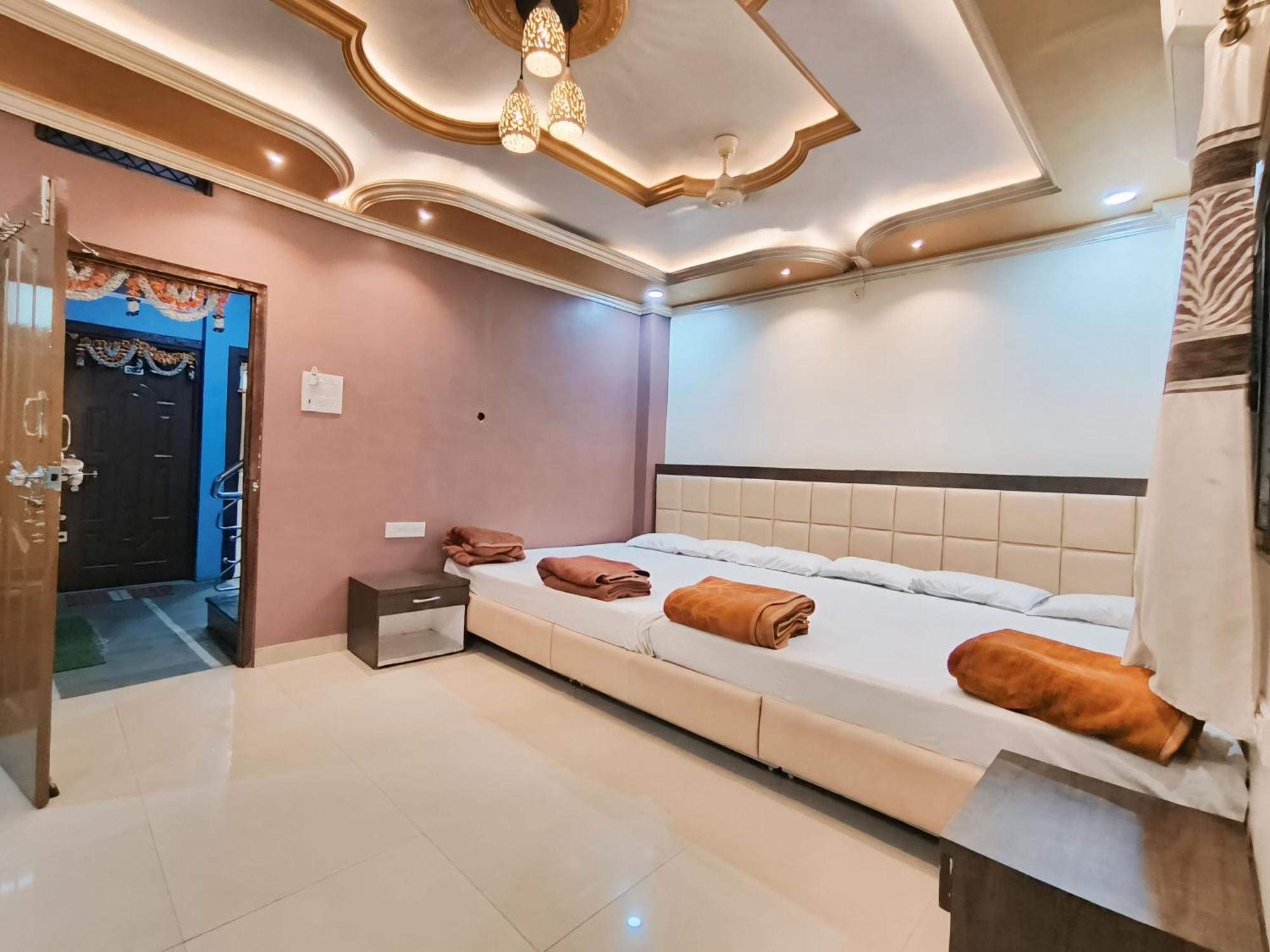 Shree Trilokeshwar Guesthouse Ujjain Ngoại thất bức ảnh